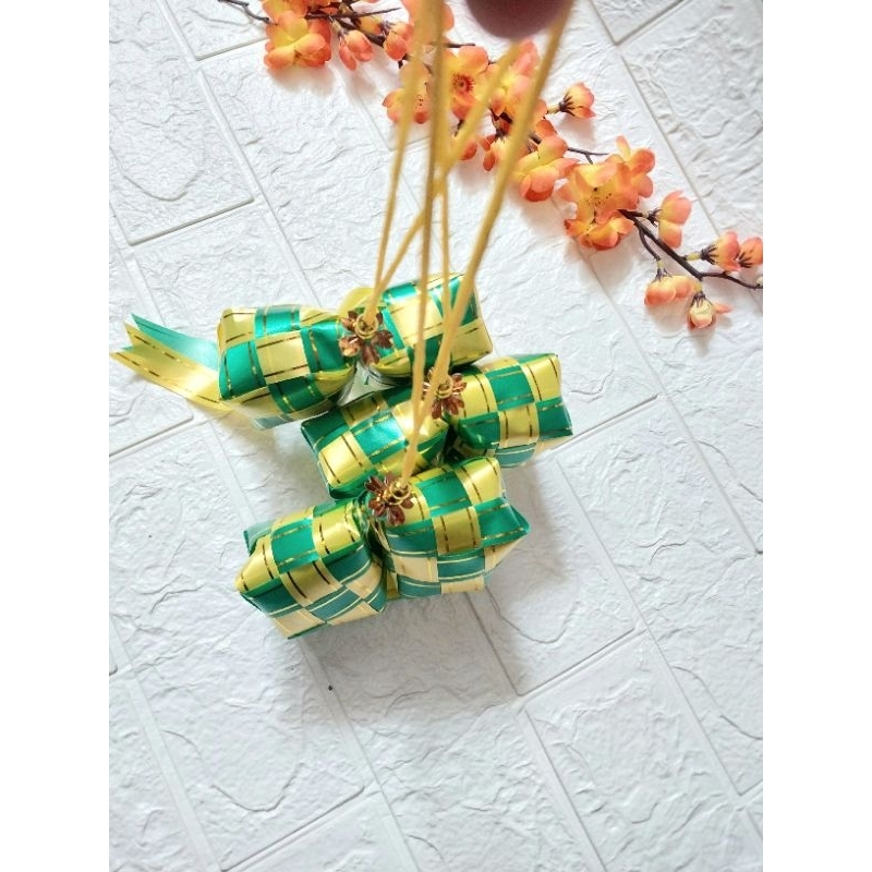 

Hiasan Ketupat lebaran Idul Fitri Eid Mubarak Pita Satin