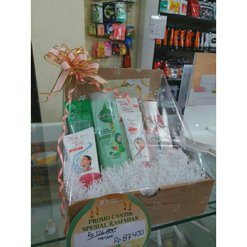 FAIR &amp; LOVELY MULTIVITAMIN PAKET HAMPERS SEPESIAL RAMADHAN