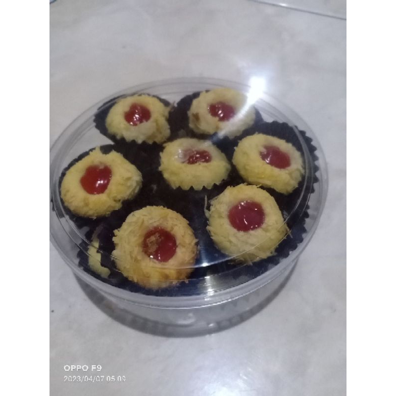 

kue nastar,keju susu dan kelapa oreo