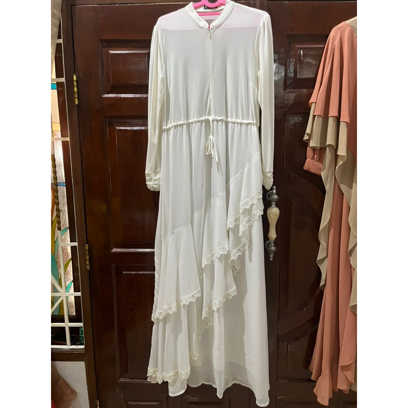 SYAR’I PUTIH RANEE BRUGMAN // baju muslim // dress muslim preloved // one set gamis