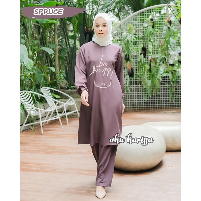 One set aku karissa Tunik