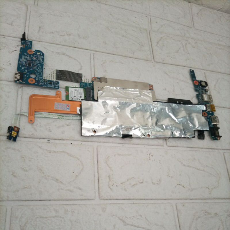 mainboard/ motherboard/ mesin netbook hp 11 k028tu normal