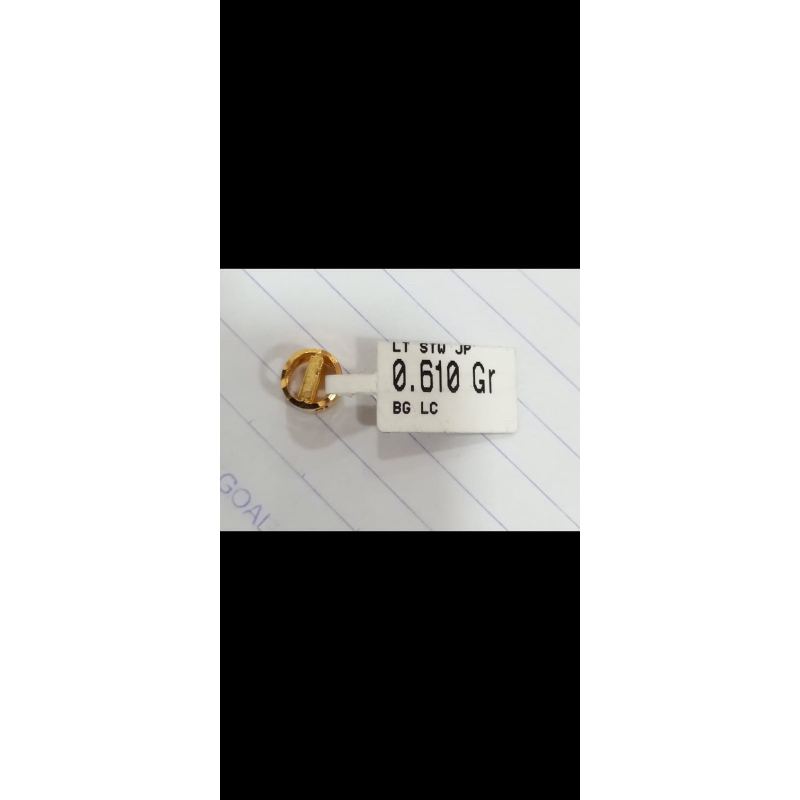 liontin huruf i emas