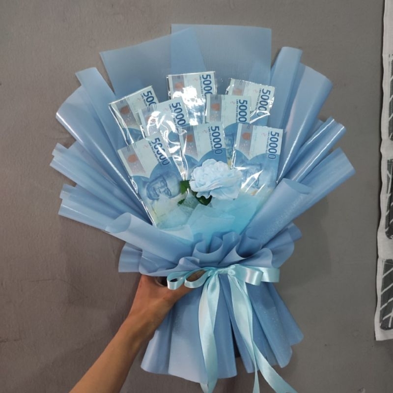 Buket bouquet wisuda pernikahan ulang tahun dan acara besar bisa request warna dan tambah kartu ucapan