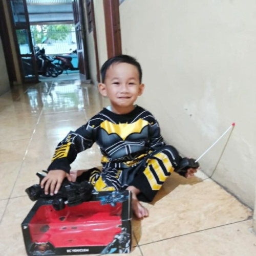 

Unik MAINAN ANAK RC MOBIL BATMAN REMOTE CONTROL BATMOBILE VEHICLEM Murah