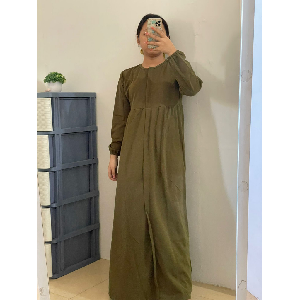 Gamis Polos Busui Friendly Moscrepe Terbaru