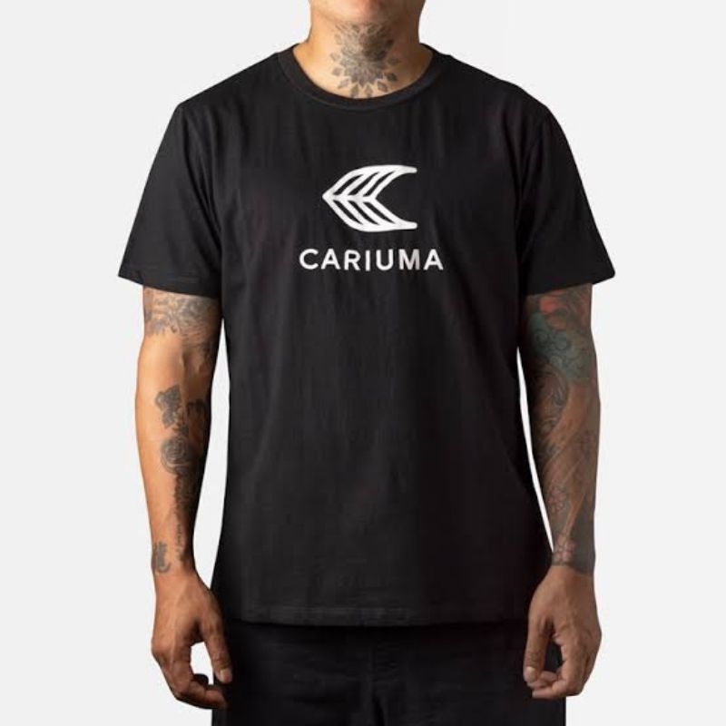 cariuma thsirt skateboard