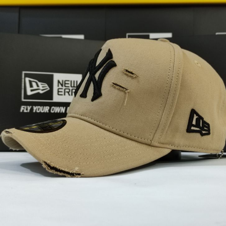 Topi Ny cream 9 A frame topi premium sobek/ ripped