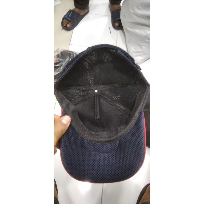 topi biru dongker pemadam