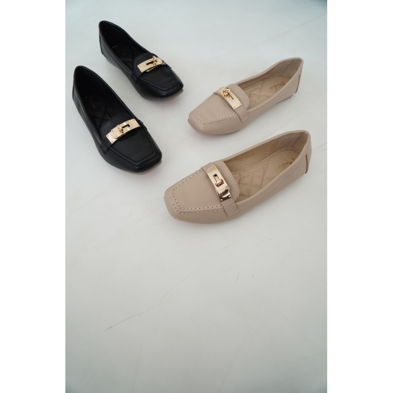 Amani Loafers