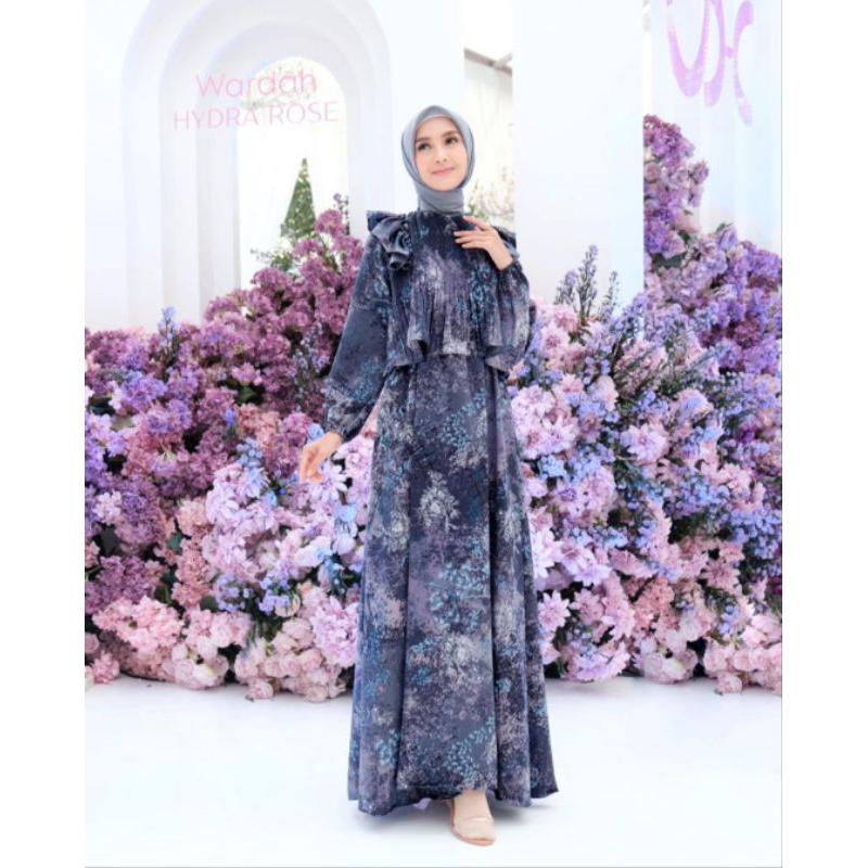 TERATAI DRESS GREY & AURORA DRESS BY VANILLA HIJAB