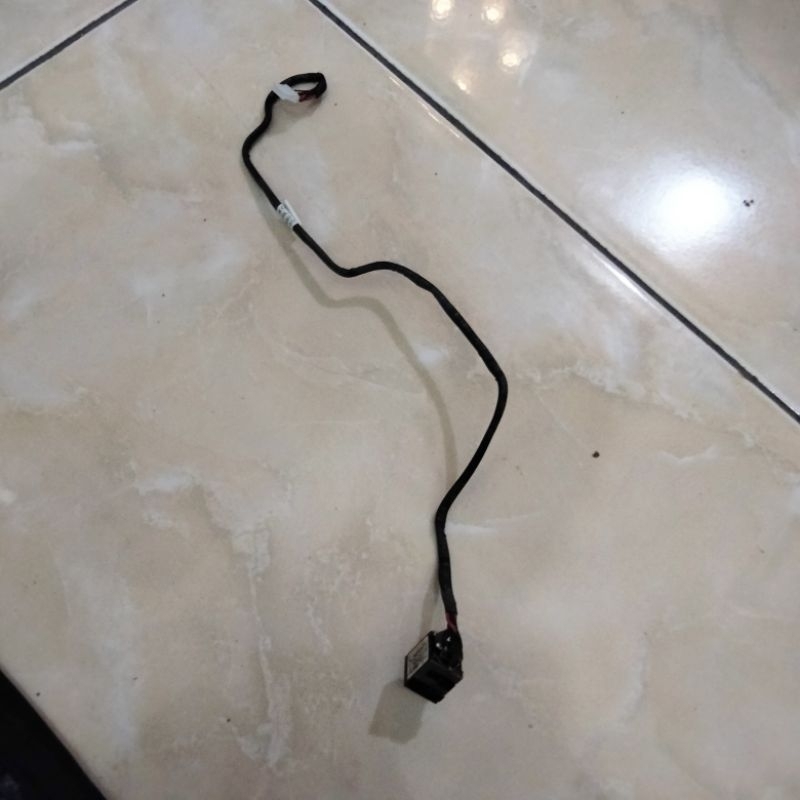 colokan original Jack DC power Jack adaptor laptop Dell PP27L
