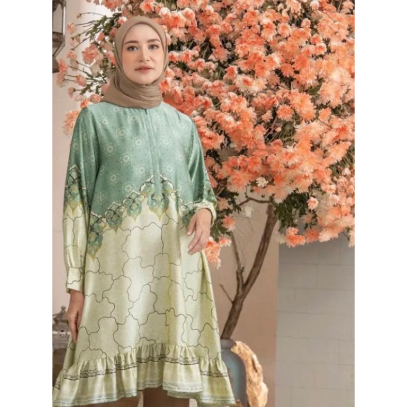 Preloved Gauri Tunik Size S Heaven Lights