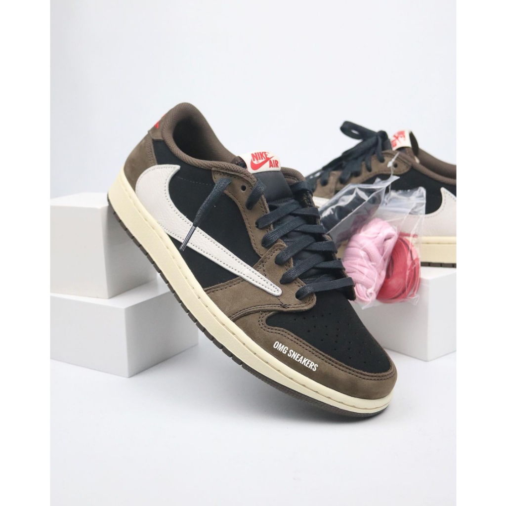 Air Jordan 1 Low Travis Scott