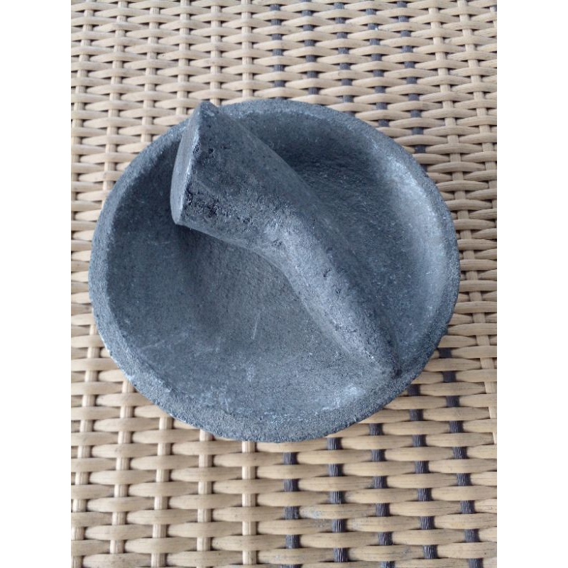 cobek batu asli/ulek batu