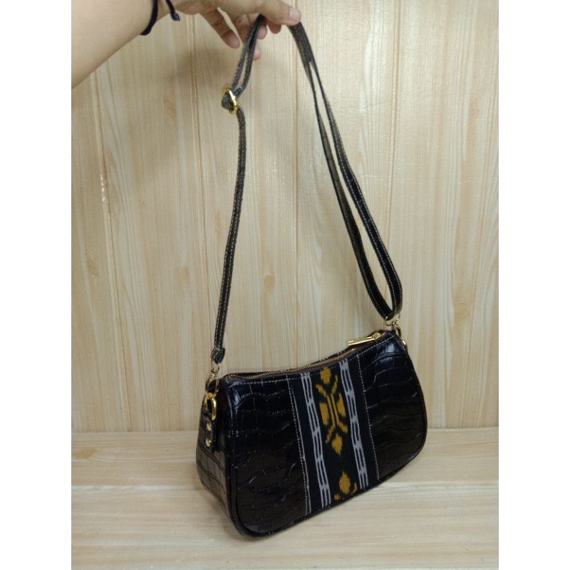 TAS SELEMPANG WANITA TENUN CROCO