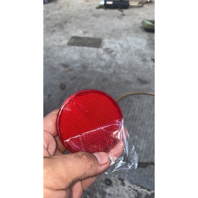 Mata kucing bemper belakang Avanza Veloz