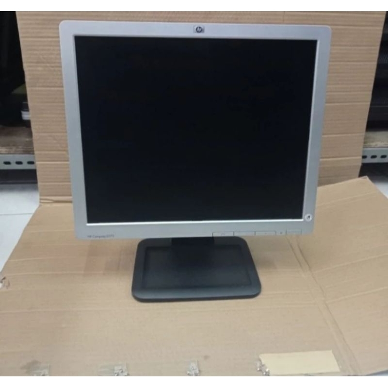 layar monitor 19 inch kotak square
