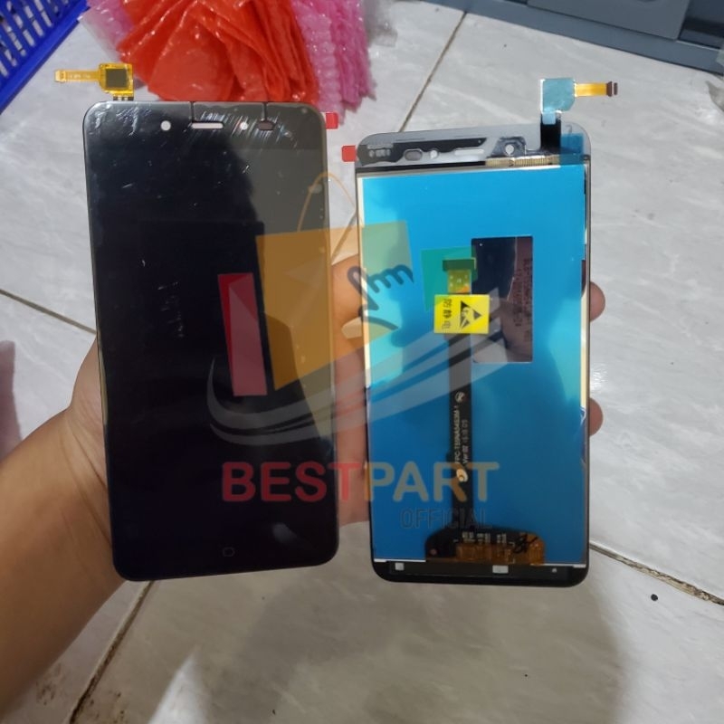 LCD TOUCHSCREEN HISENSE PURESHOT PLUS 2 / HISENSE L697 ORIGINAL NEW