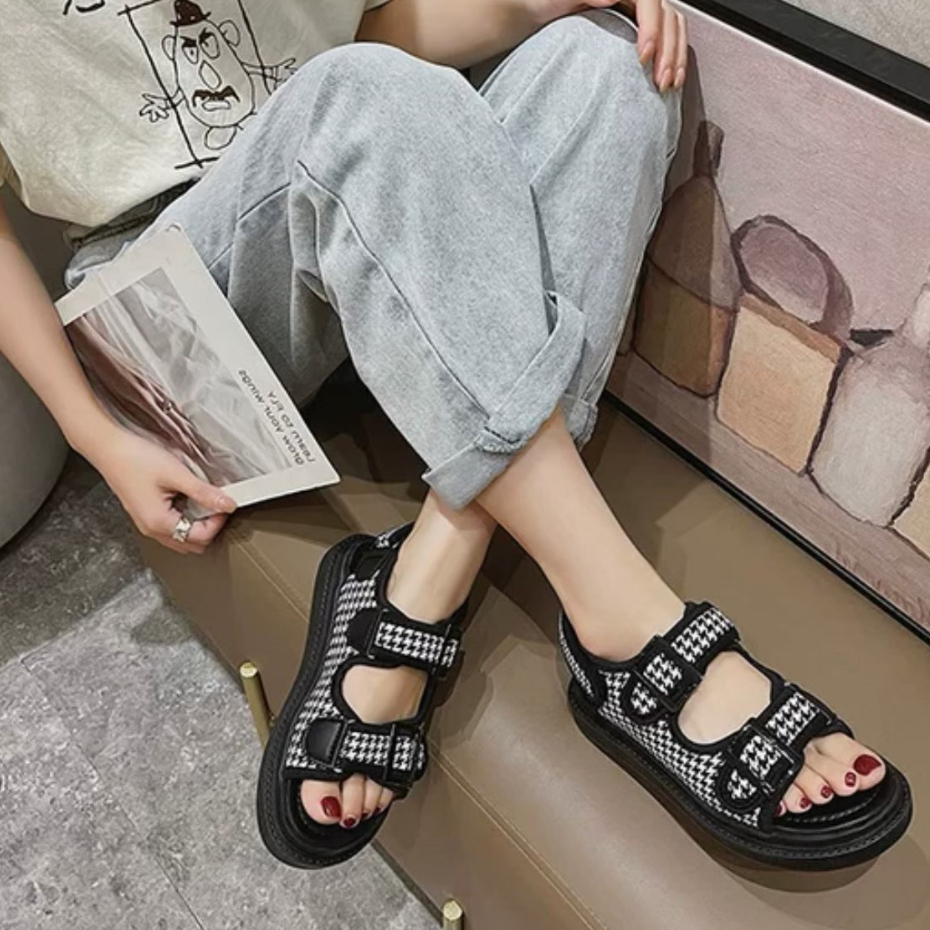 AVANCEID 1965 Sepatu Sandal Sneakers Sandal Gunung Wanita Kasual Import