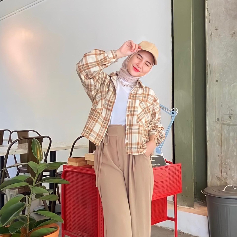 CROP TOP FLANNEL SHIRT