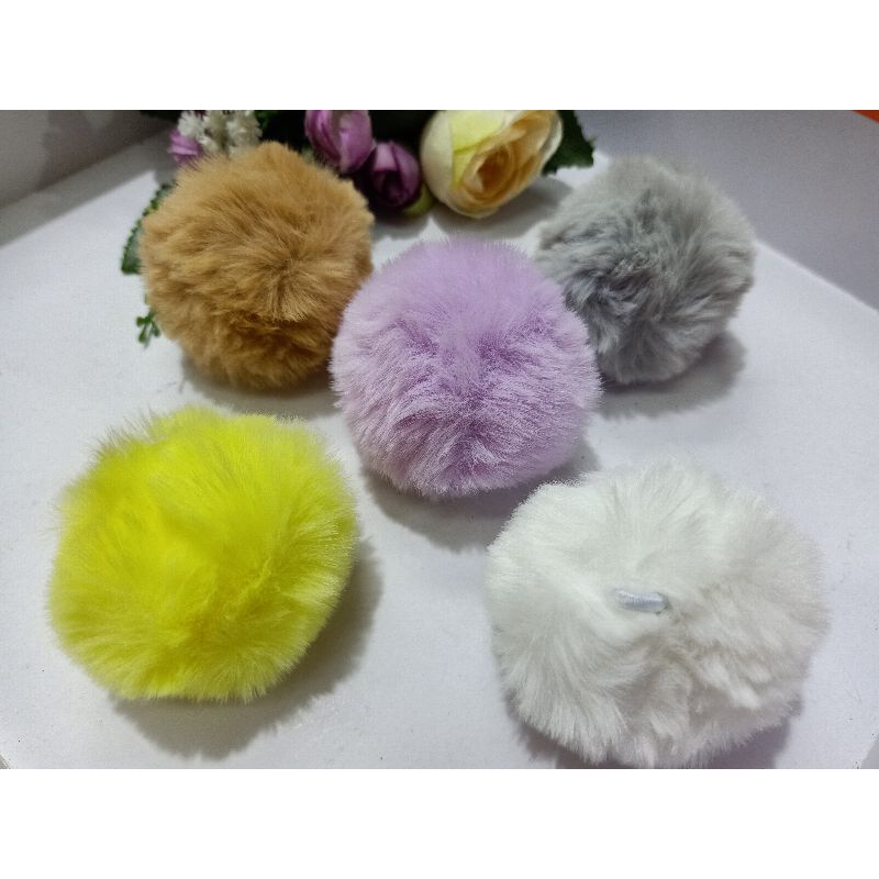 12 pcs pompom 5cm /pompom gantungan