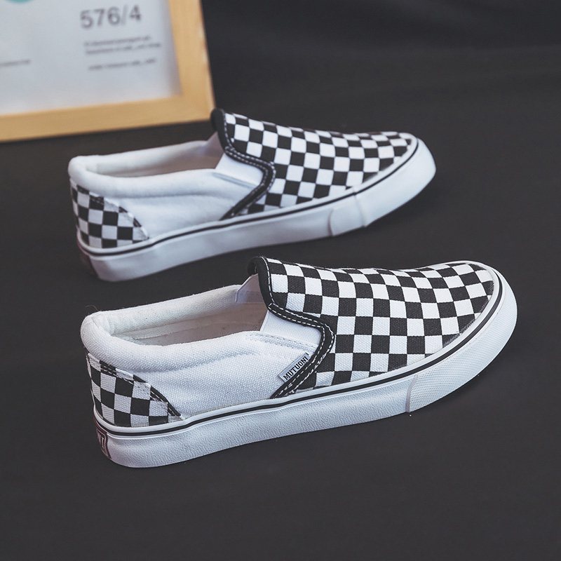 Sepatu MUTUONI Checkrboard Slip On 5331 (35 - 40)