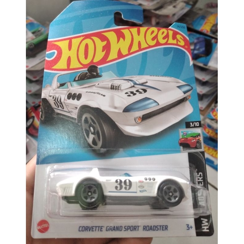 hot wheels corvette grand sport roadster putih hw roadsters