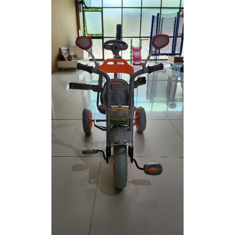 Sepeda roda tiga Family