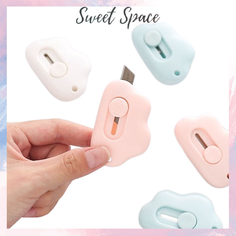 CUTTER MINI PORTABLE BENTUK AWAN TRAVEL SIZE [SWEETSPACE]