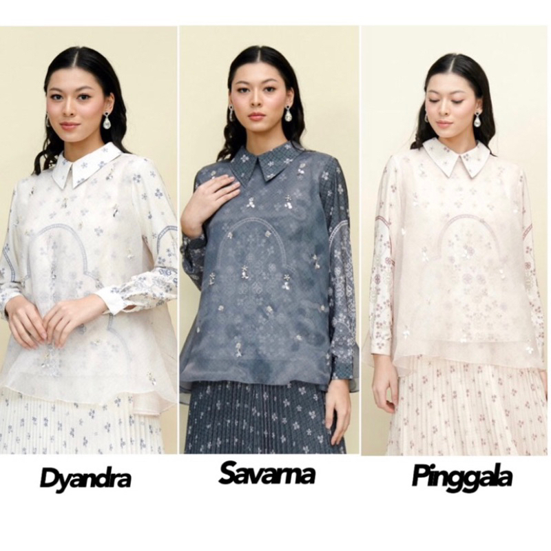 Pandai Sikek Blouse with Embellishment by Wearing Klamby
