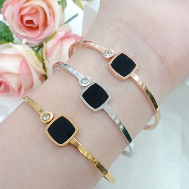 gelang bangle titanium fashion persegi hitam