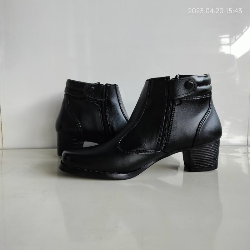 MANDIENS Sepatu pdlsus Polwan Hitam Dof Bahan Kulit Sintetis