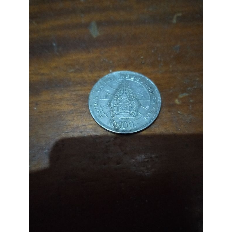 uang koin Rp 100