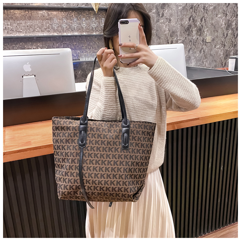 ( 2PC 1KG ) GTBI998881642 New Arrival 2023 !!!  Tas Selempang  Tas Wanita Import  Premium Terbaru