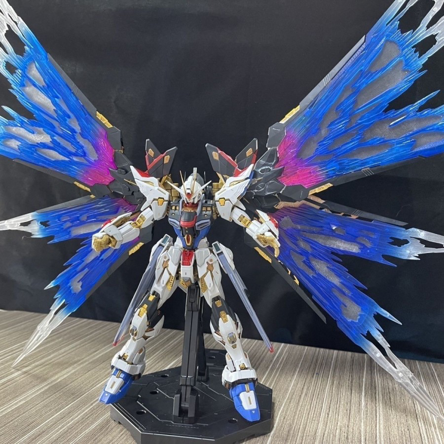 Dot Studio Wing Of Light MGEX Strike Freedom 1/100 MG