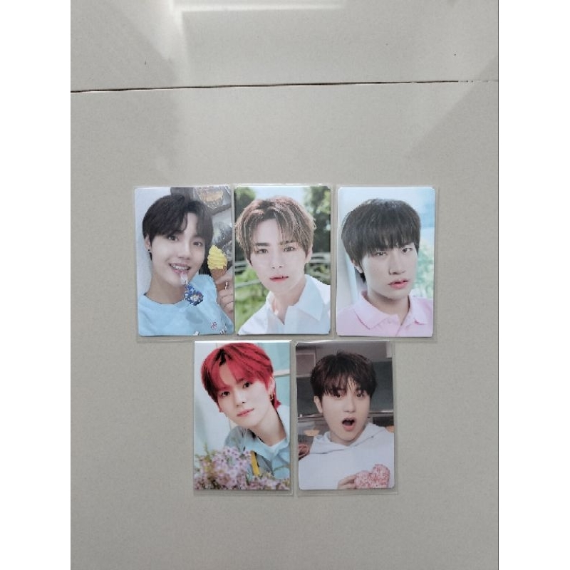 Treasure Yoshi Yedam Doyoung Junghwan Manyo Blooming Pop Up Tworld
