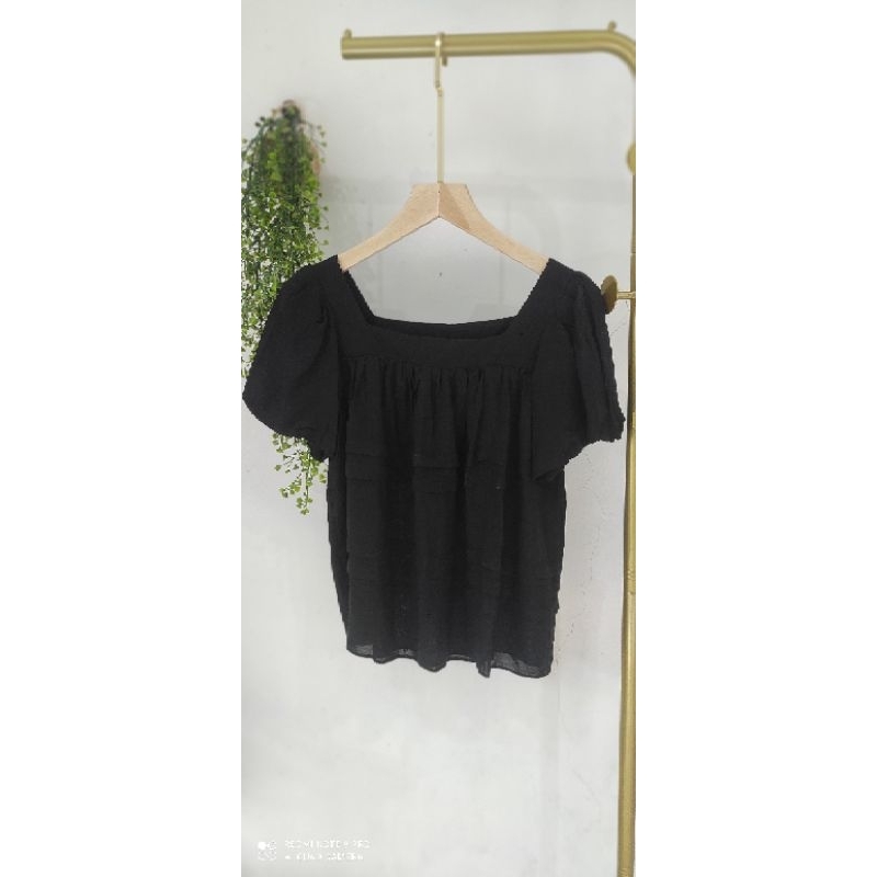 Blouse Square Neck