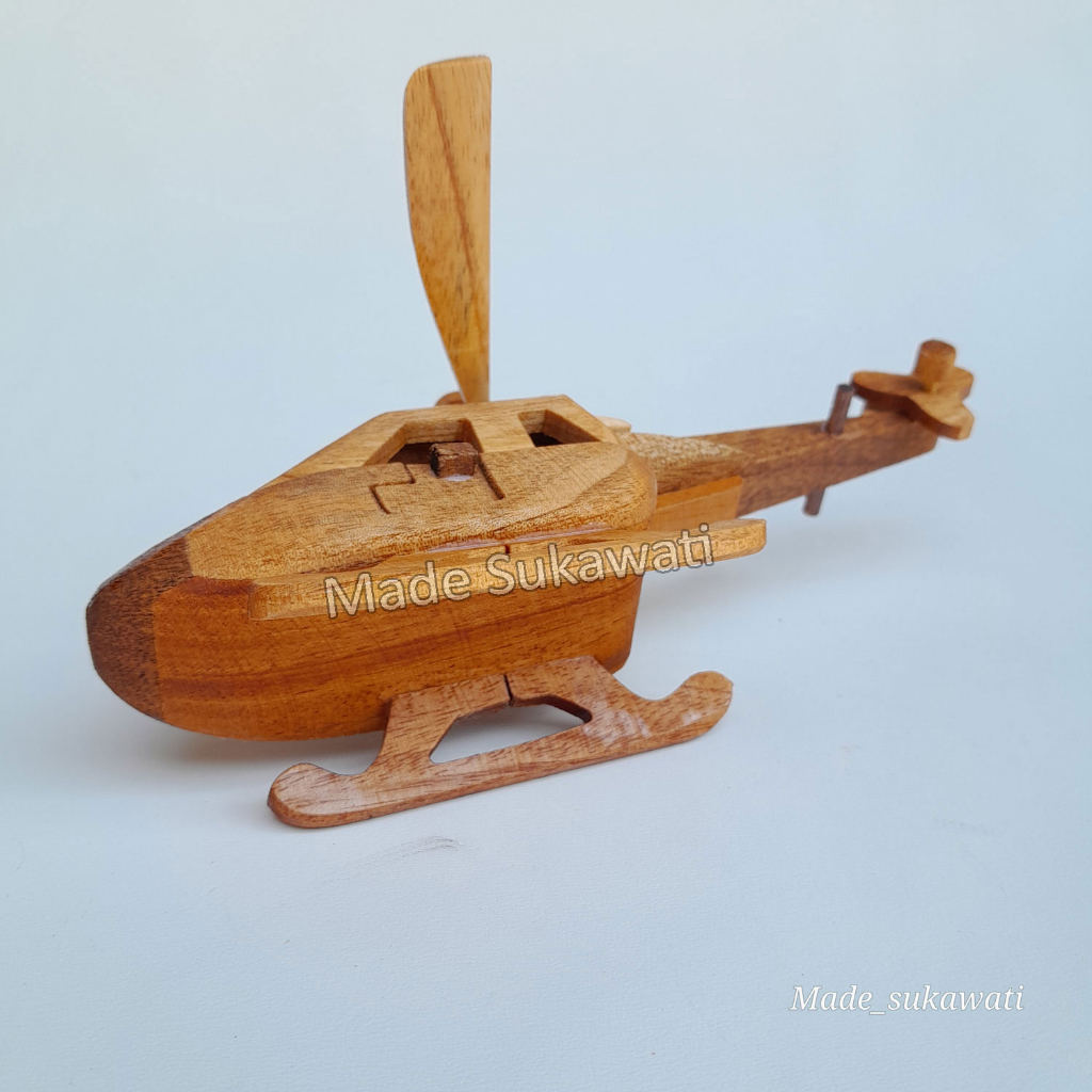 Miniatur pesawat helikopter kerajinan kayu handmade