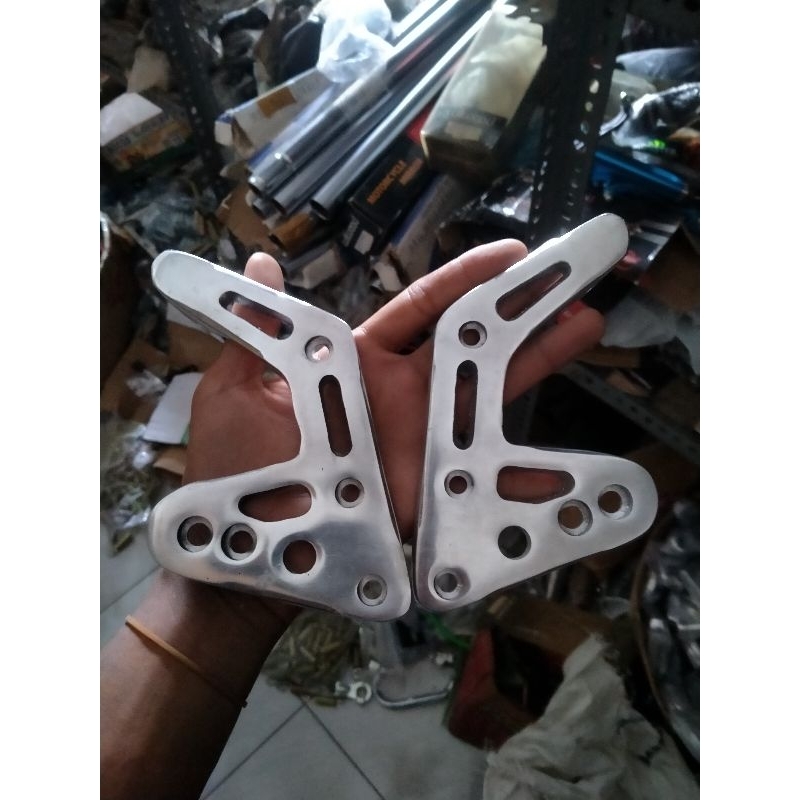 BREKET BRACKET BRICKET PANGKON LAMPU DEPAN DUDUKAN LAMPU DEPAN PNP RX KING RXK RXS CB GL MEGAPRO TIG