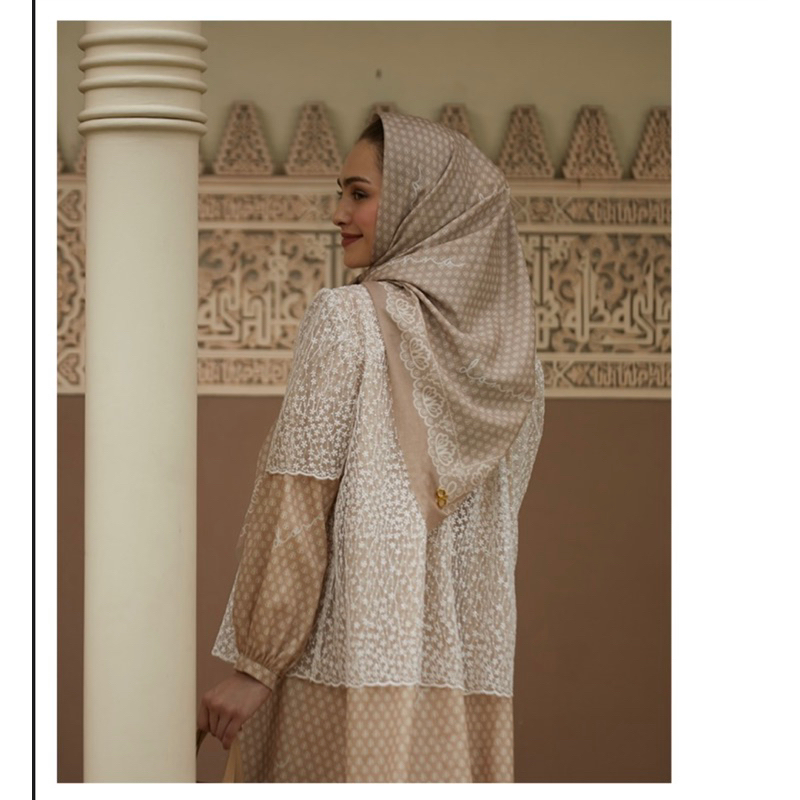 Donna Scarves ✨THE BUTTERFLO SERIES ✨