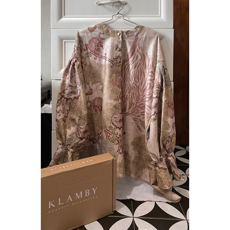 [ PRELOVED ] WEARING KLAMBY KALA BLOUSE GINGER XS