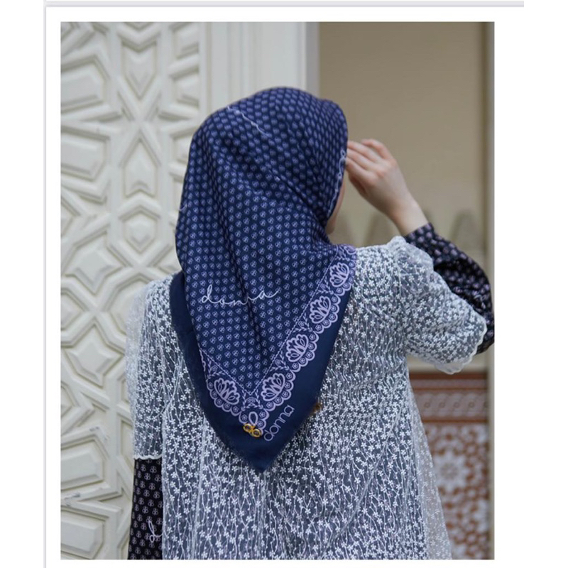 DONNA SCARVES - THE BUTTERFLO SERIES