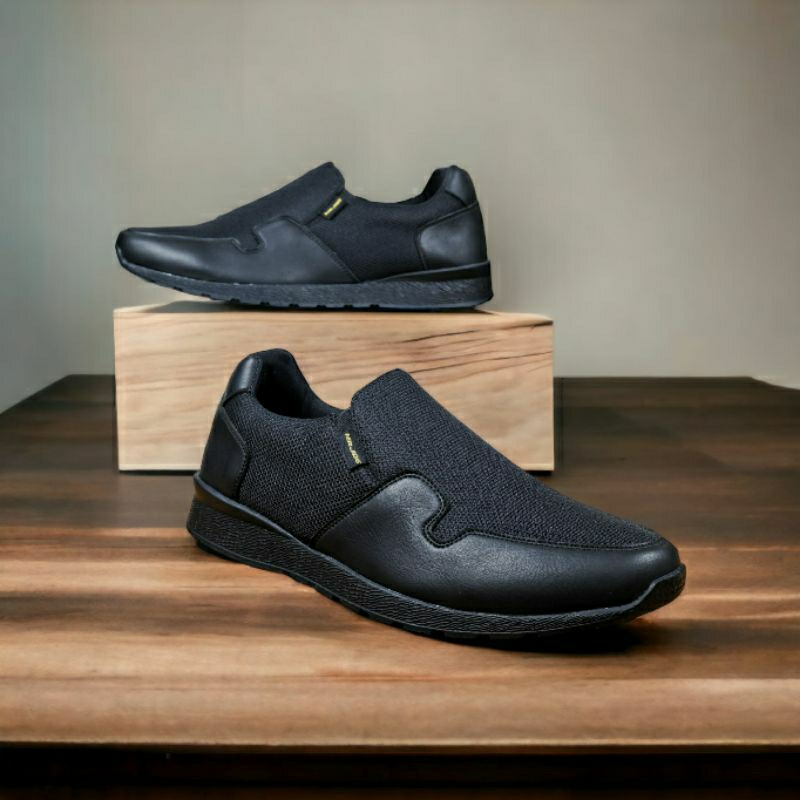 JOEMATT Sepatu Pria Slip On Formal Kerja Hitam Selop Kantor Casual Trendi