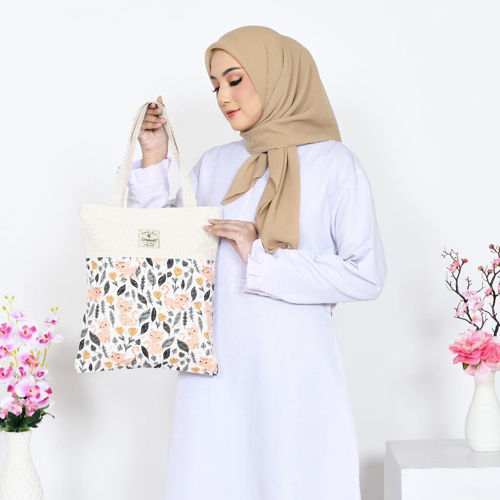 Totebag kuliah Wanita Kekinian model Tote bag resleting cewek dg bahan kanvas polos dan canvas motif bisa custom sablon untuk Tas seminar souvenir gift dll