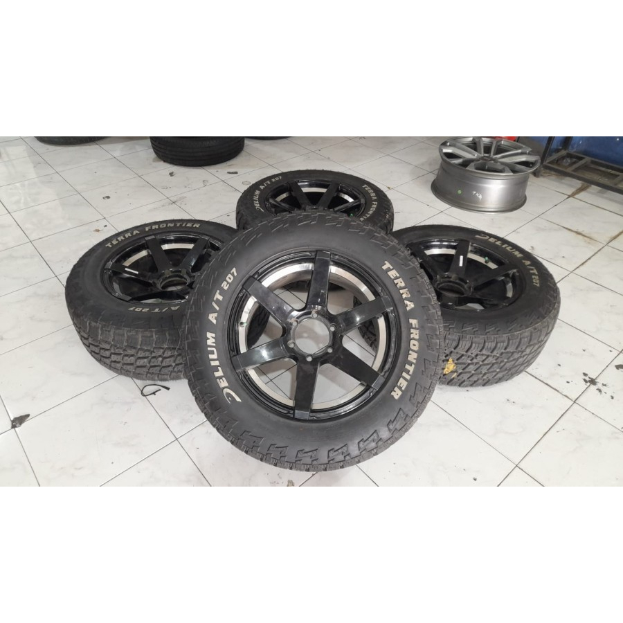 Velg Mobil Bekas Ring 18 Lubang 6 LENSO R18X9,5 6X139,7 BAN 285 60 R18