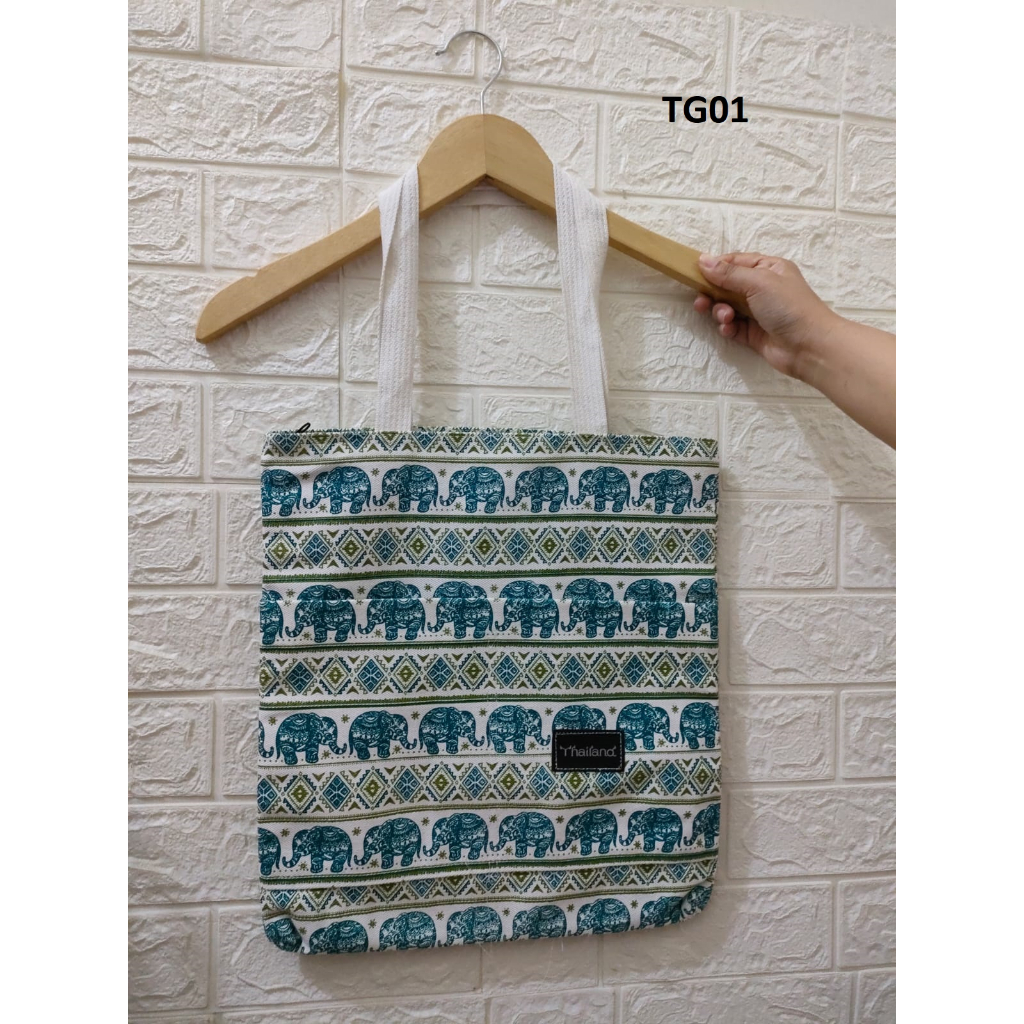 TOTE ZIPER BKK MOTIF GAJAH