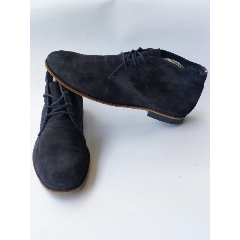 Sepatu Sneakers Tommy Hilfiger High Leather Original (second) (Preloved)