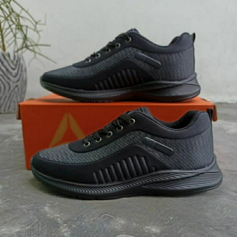 sepatu sekolah sepatu hitam polos murah keren modis trendi terjangkau