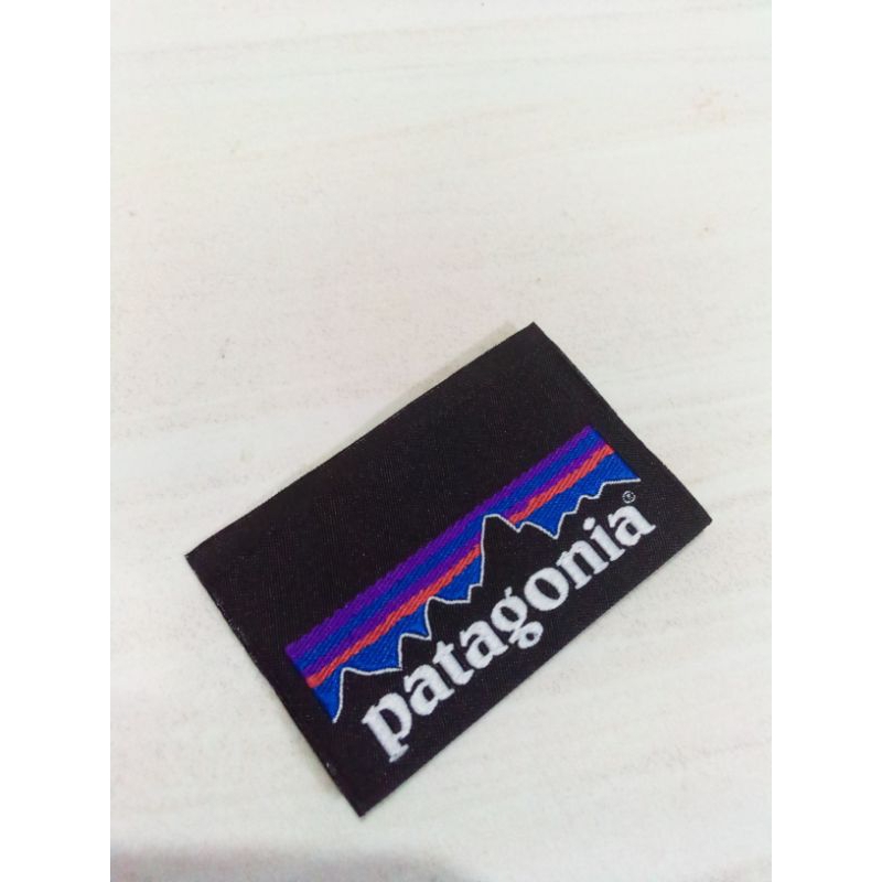 Tag label Zara,Patagonia,Adidas,new balance
